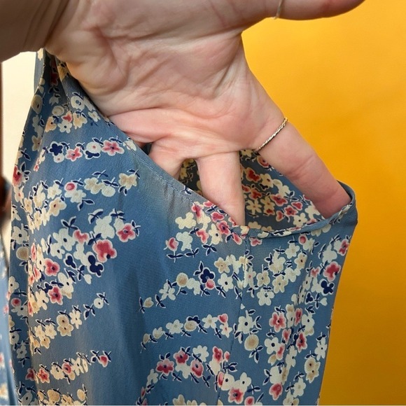 No. 6 Store 100% Silk Button Back Floral Midi Dress V-Neck Pockets Blue $525 - Picture 7 of 10